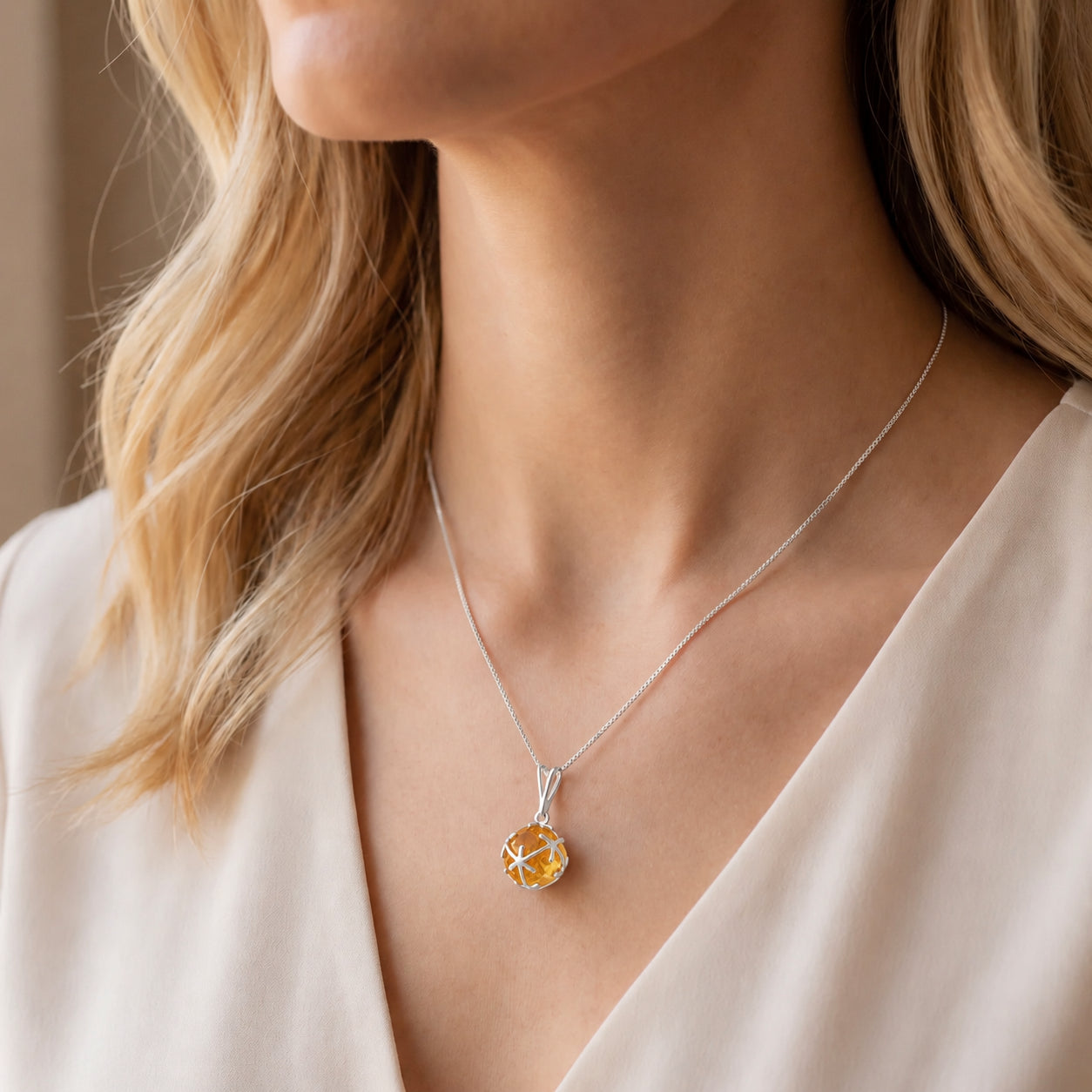 White Gold Rose Pendant Necklace Peridot 10K — Flora