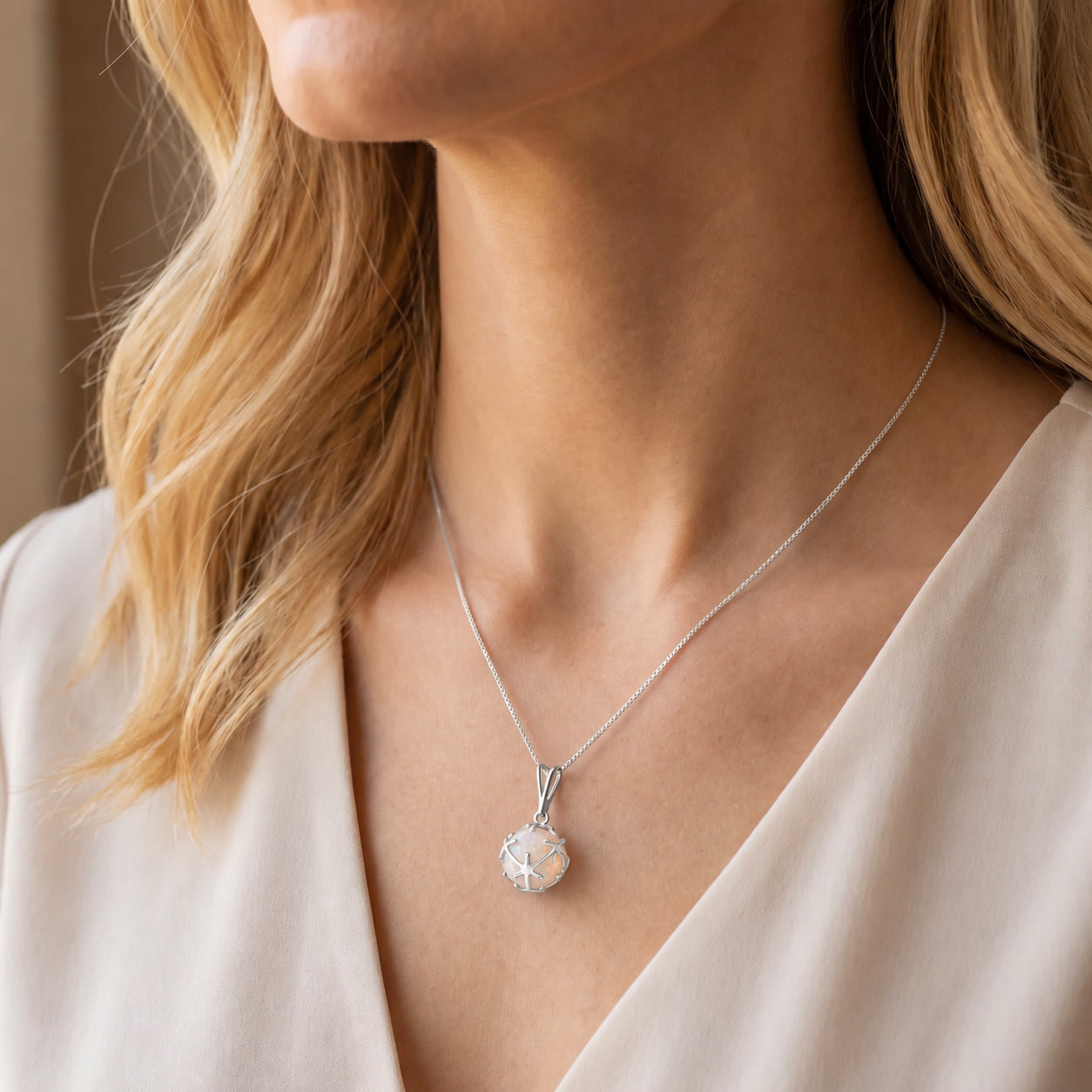White Gold Rose Pendant Necklace Sapphire 10K — Flora