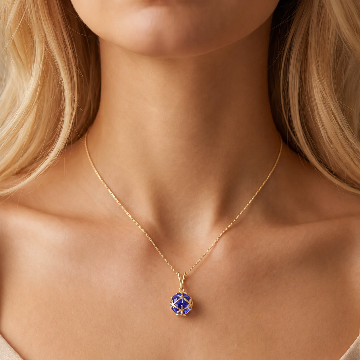 Yellow Gold Rose Pendant Necklace Opal 10K — Flora