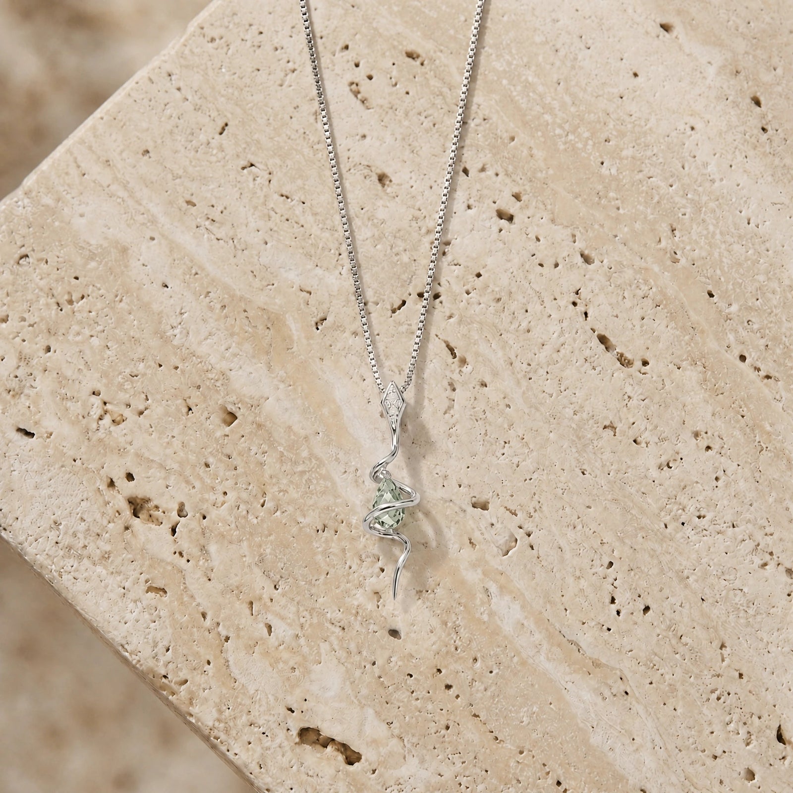 White Gold Pendant Necklace Green Amethyst 10K — Argentina