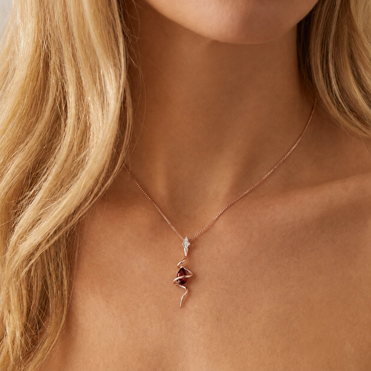 Rose Gold Pendant Necklace Pink Topaz 10K — Argentina