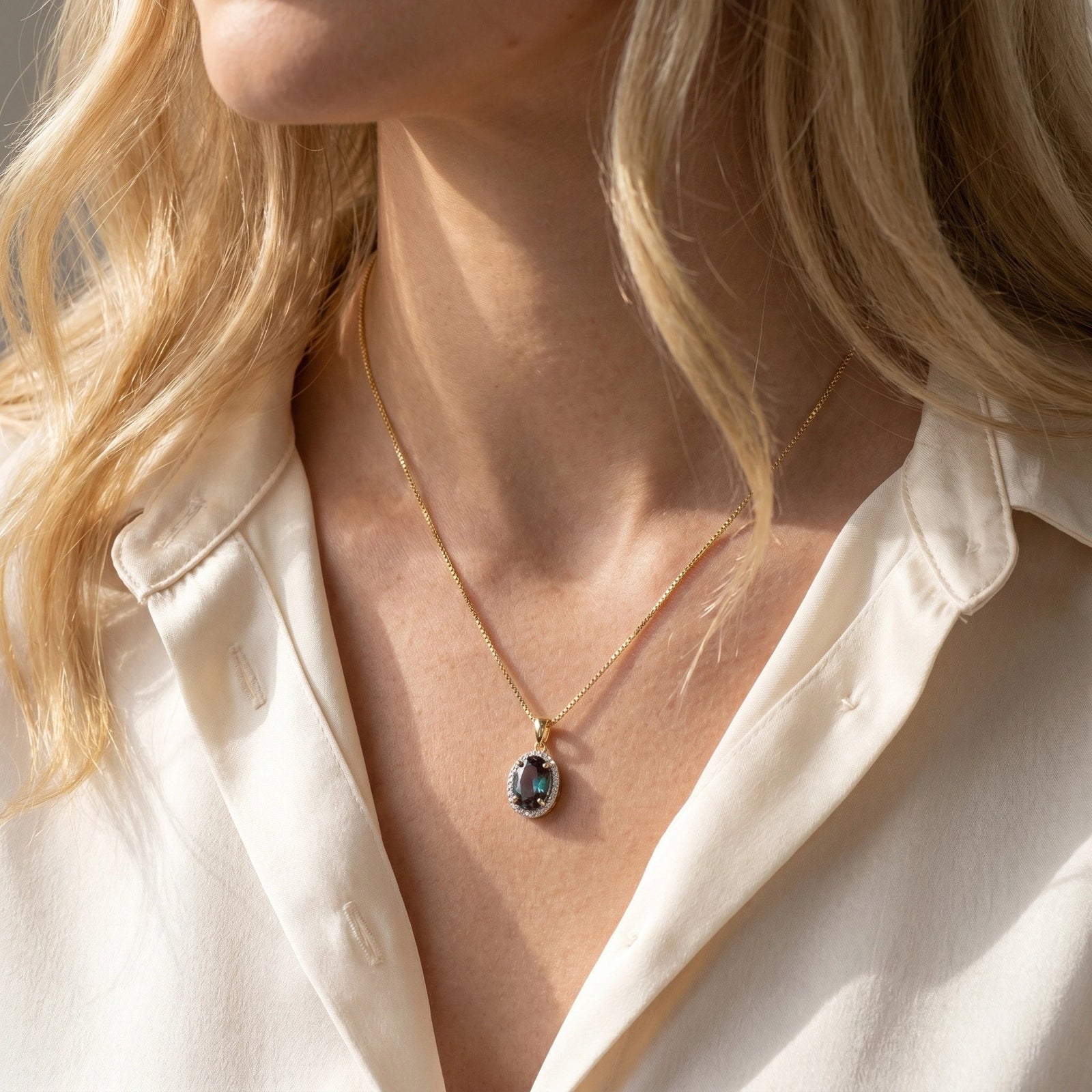 Yellow Gold Pendant Necklace Alexandrite 10K — Ersilia