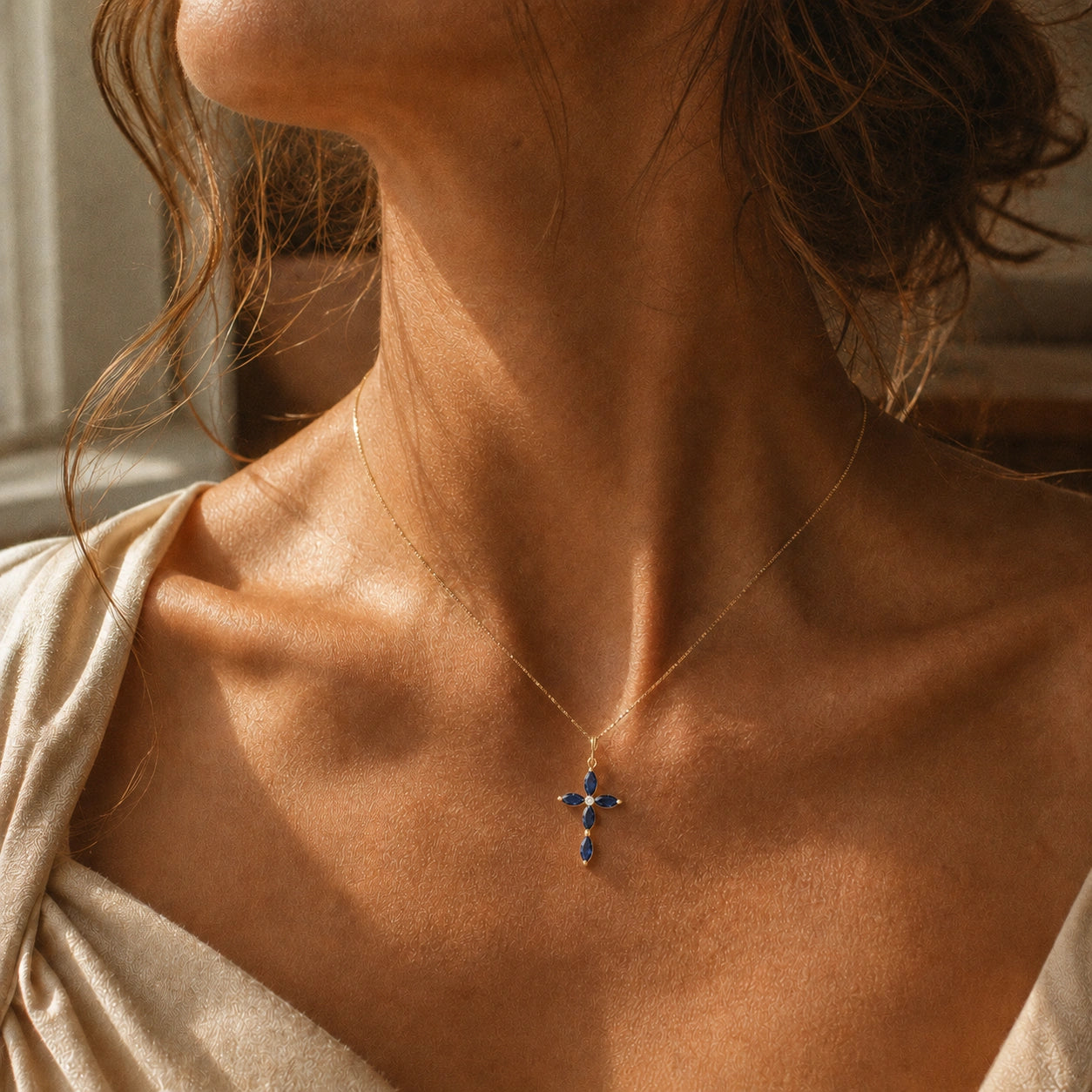Yellow Gold Charm Necklace Sapphire 10K — Delia