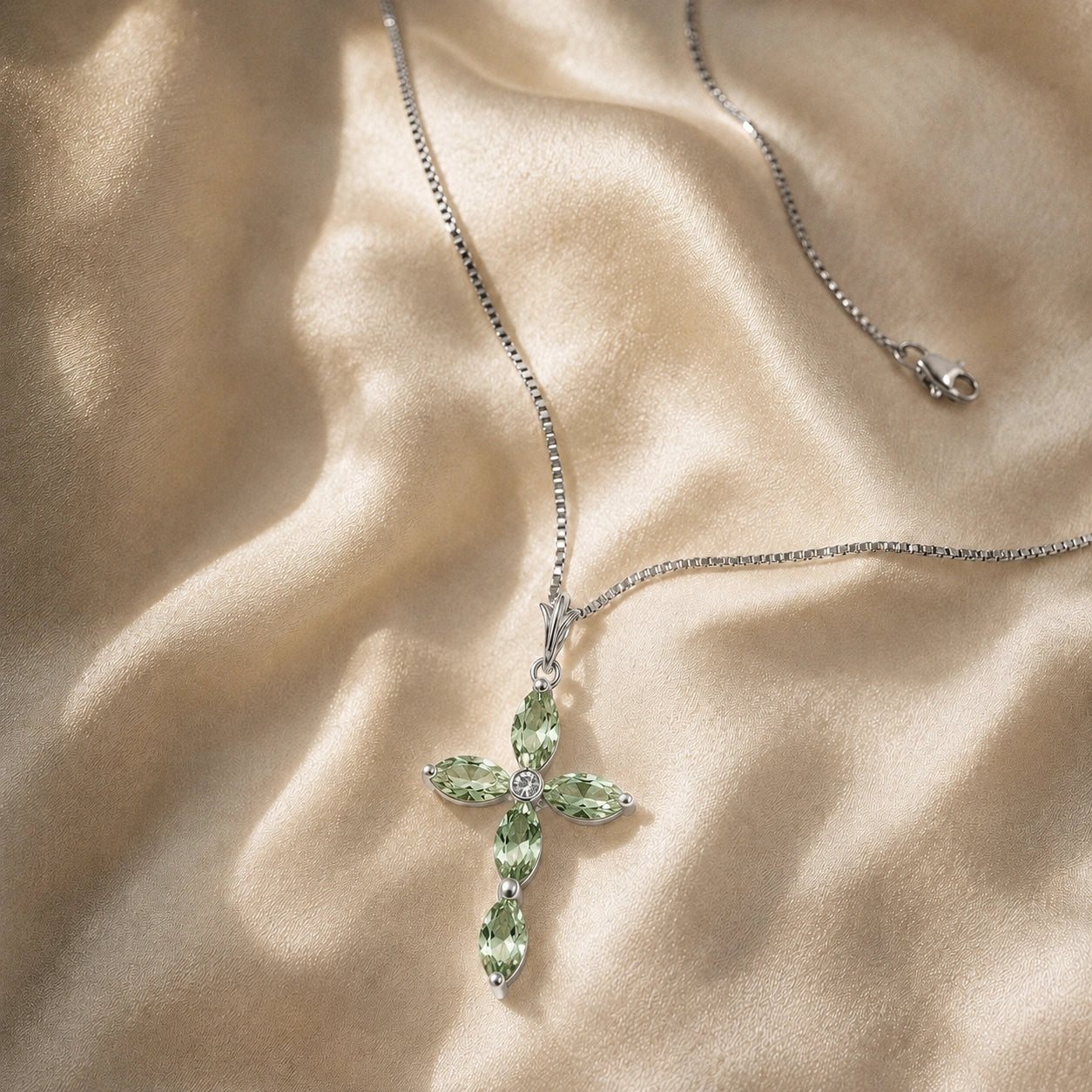 White Gold Charm Necklace Green Amethyst 10K — Delia