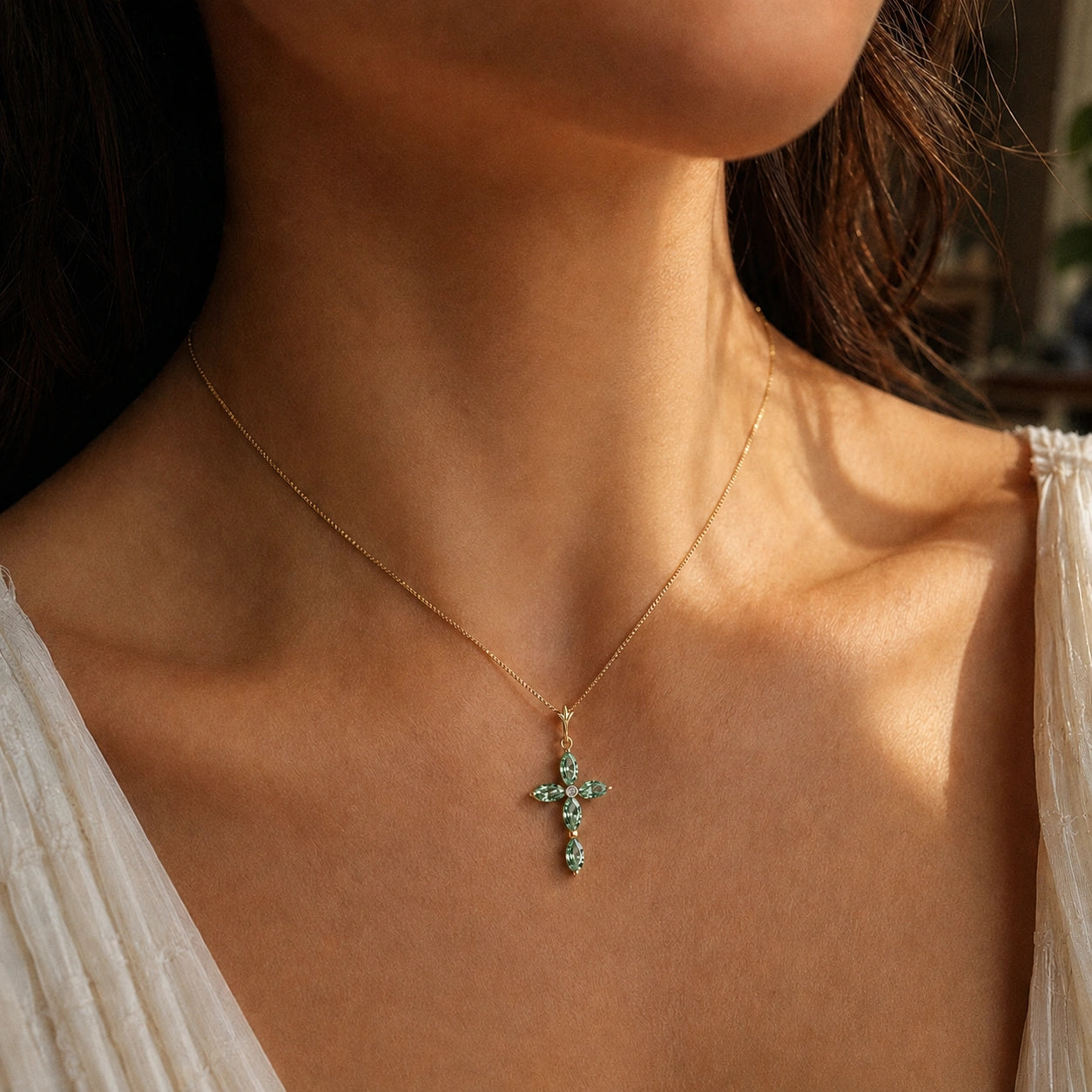 Yellow Gold Charm Necklace Green Amethyst 10K — Delia