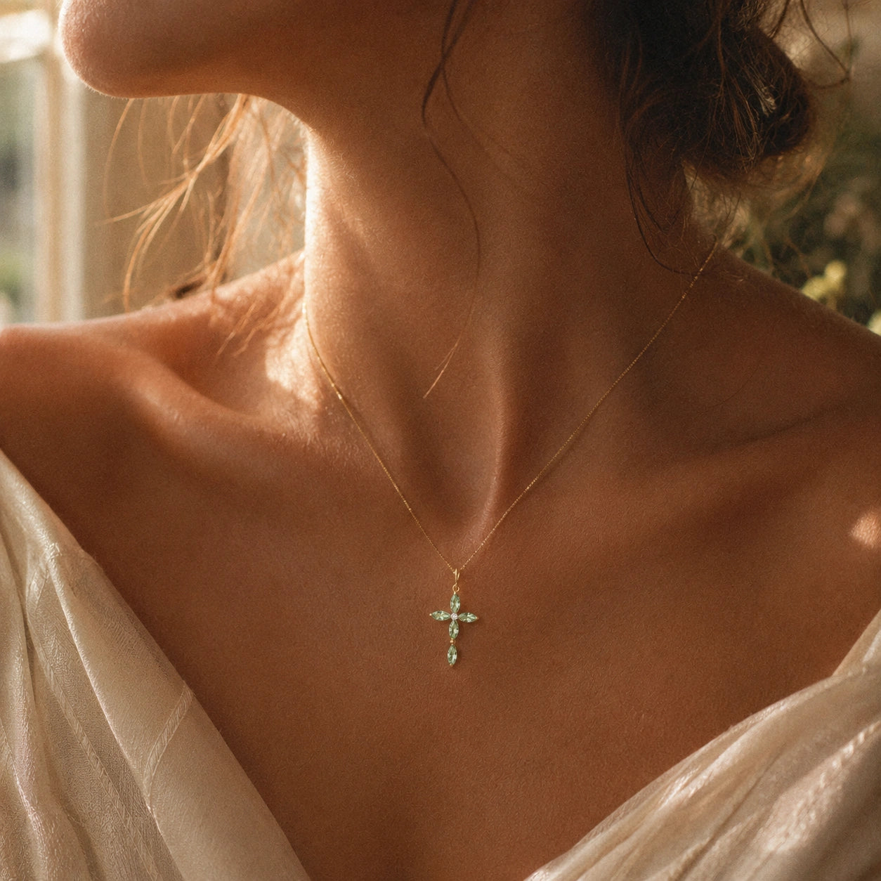 Yellow Gold Charm Necklace Green Amethyst 10K — Delia