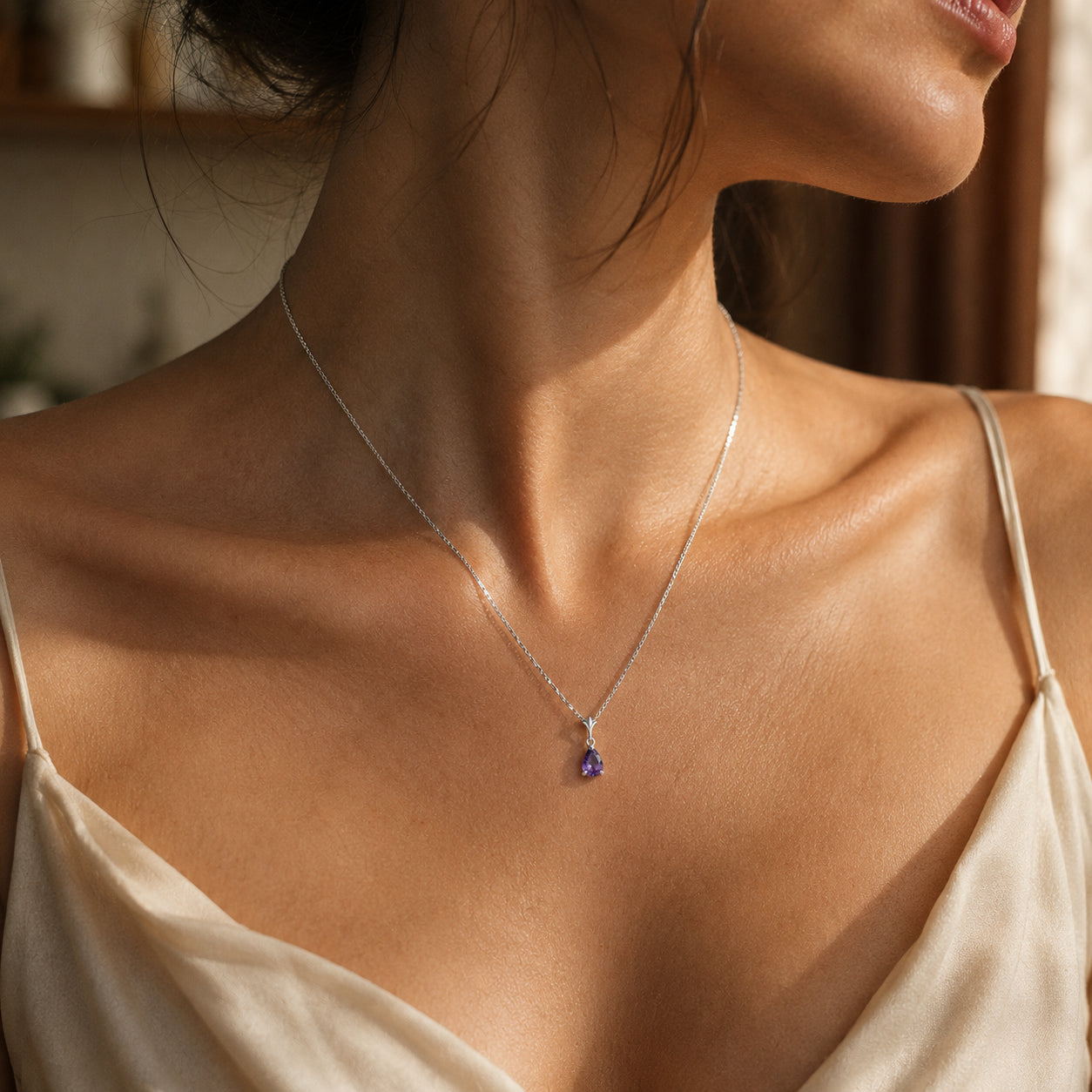 White Gold Rose Necklace Sapphire 10K — Silvana