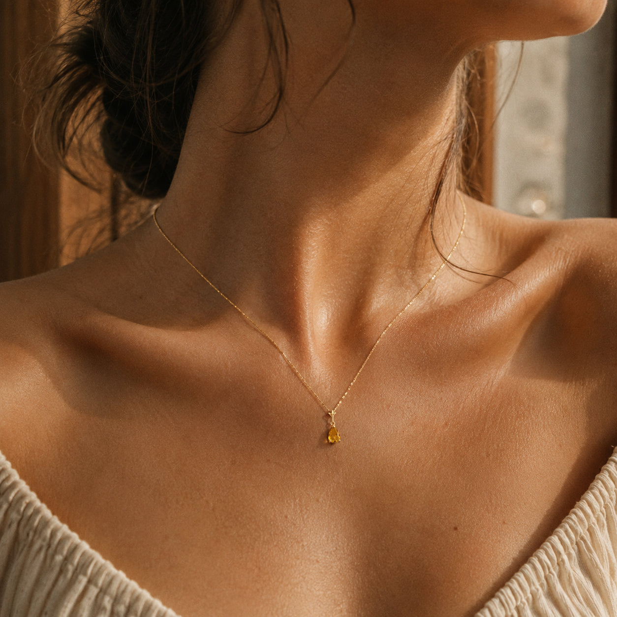 Yellow Gold Rose Necklace Pink Topaz 10K — Silvana