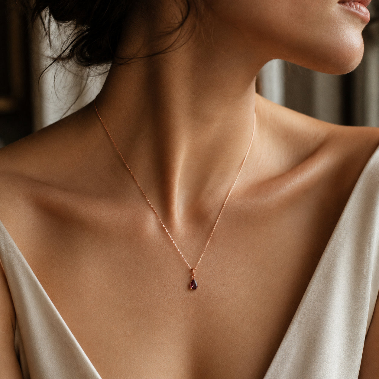 Rose Gold Rose Necklace Garnet 10K — Silvana