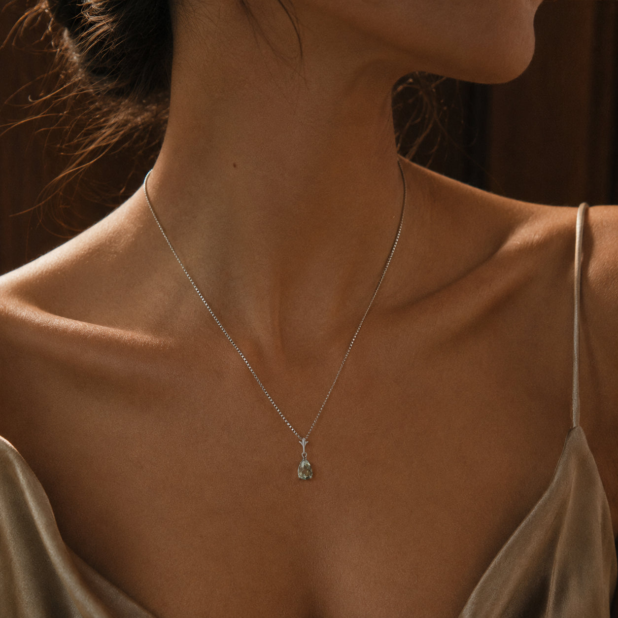White Gold Rose Necklace Amethyst 10K — Silvana