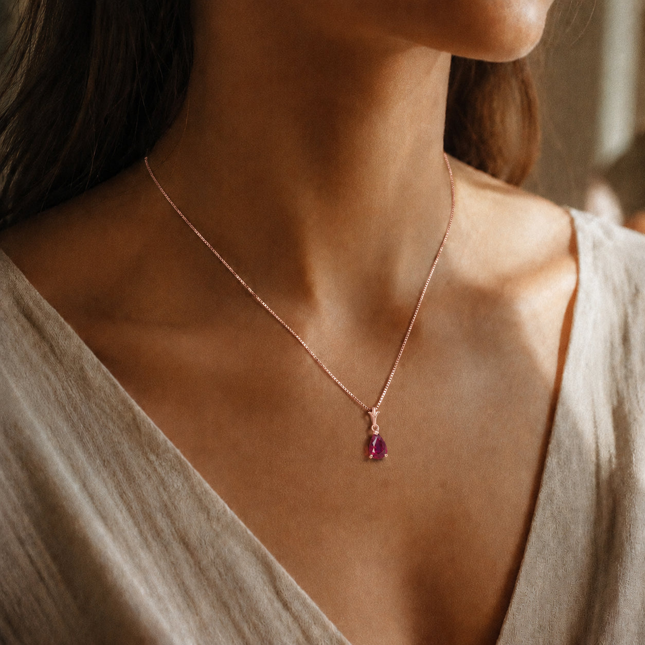 Rose Gold Rose Necklace White Topaz 10K — Silvana