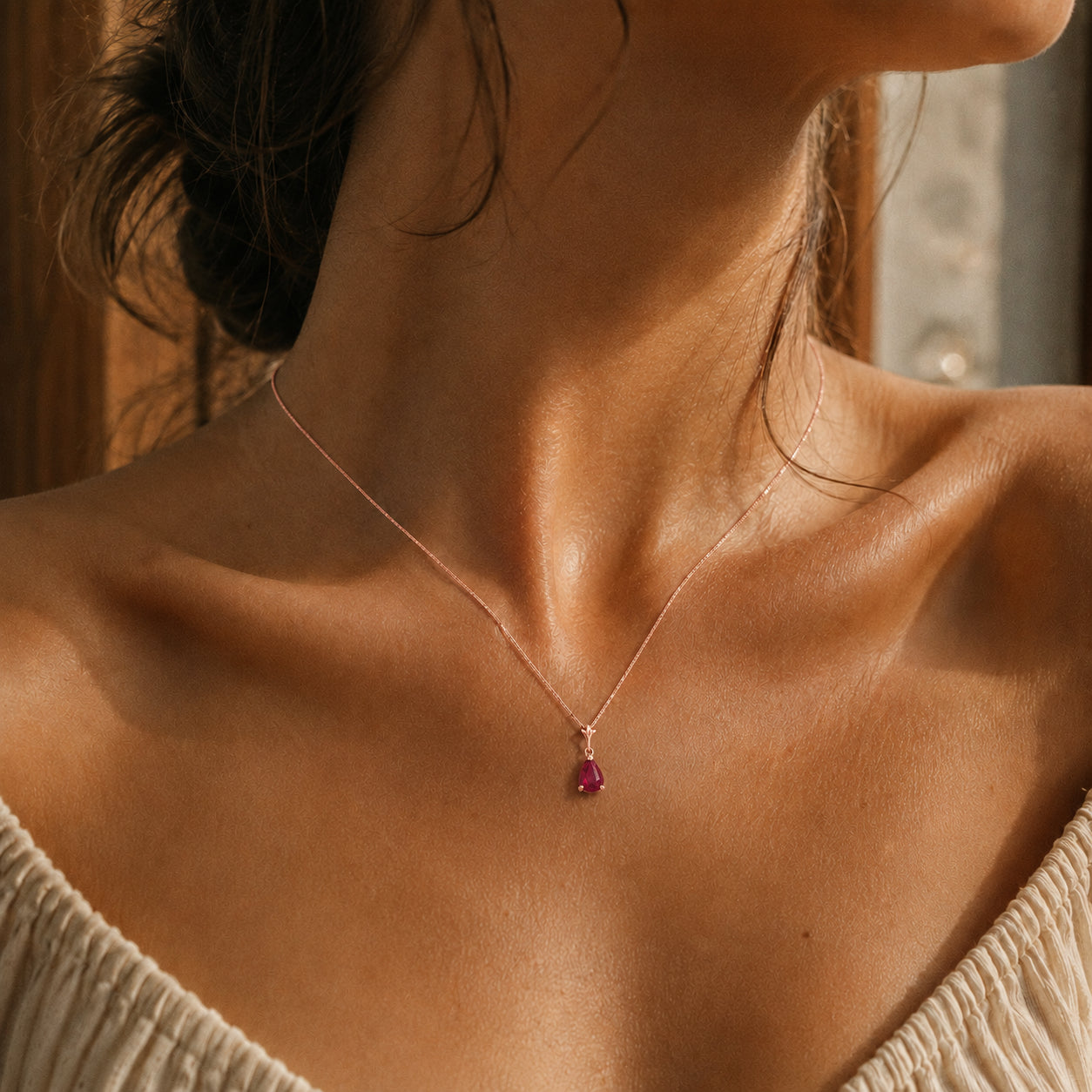 Rose Gold Rose Necklace White Topaz 10K — Silvana