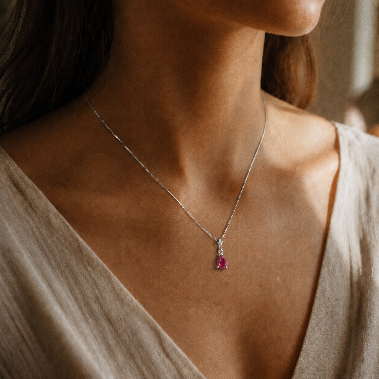 White Gold Rose Necklace White Topaz 10K — Silvana
