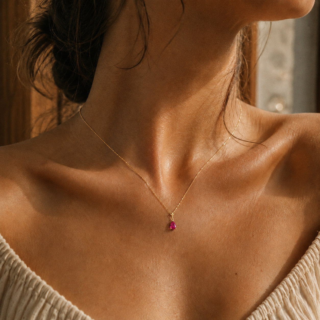 Yellow Gold Rose Necklace White Topaz 10K — Silvana