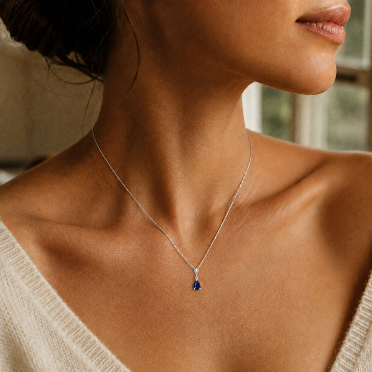 White Gold Rose Necklace Green Amethyst 10K — Silvana