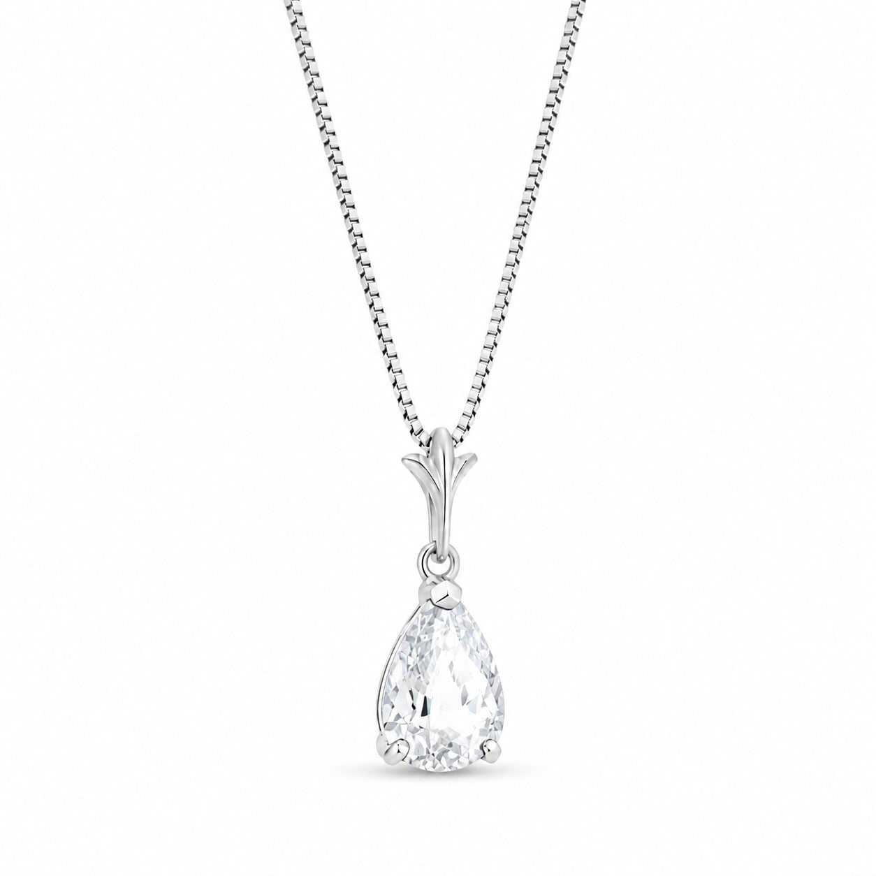 White Gold Rose Necklace Emerald 10K — Silvana