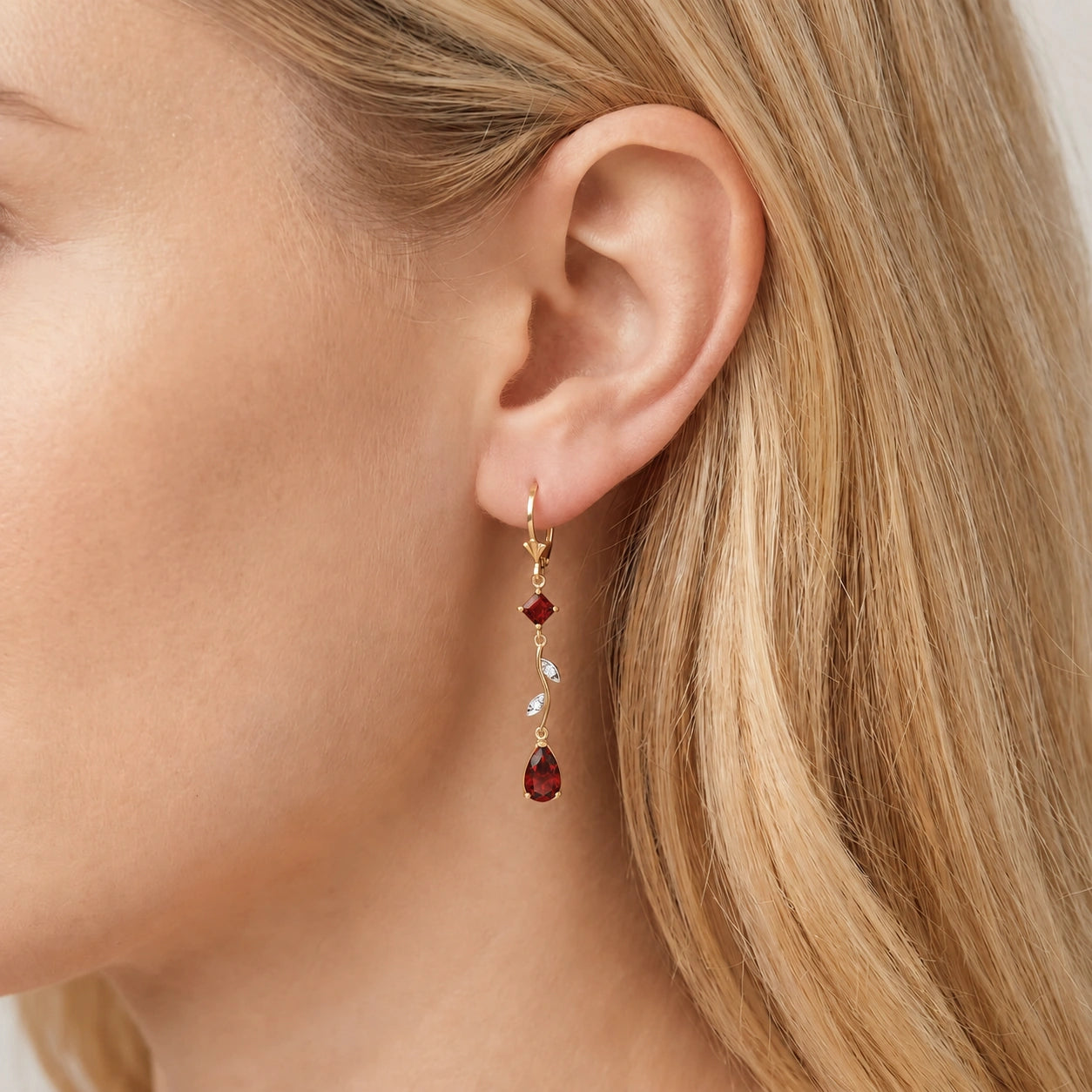 Yellow Gold Garnet & Diamond — Elettra