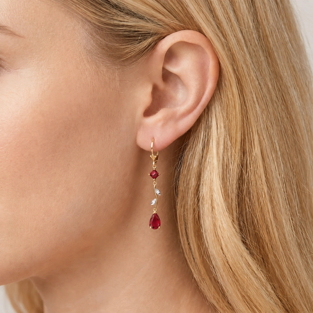 Yellow Gold Ruby & Diamond — Elettra