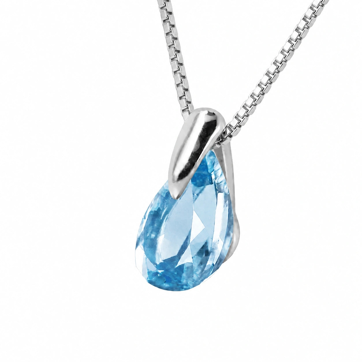 White Gold Blue Topaz — Elettrina