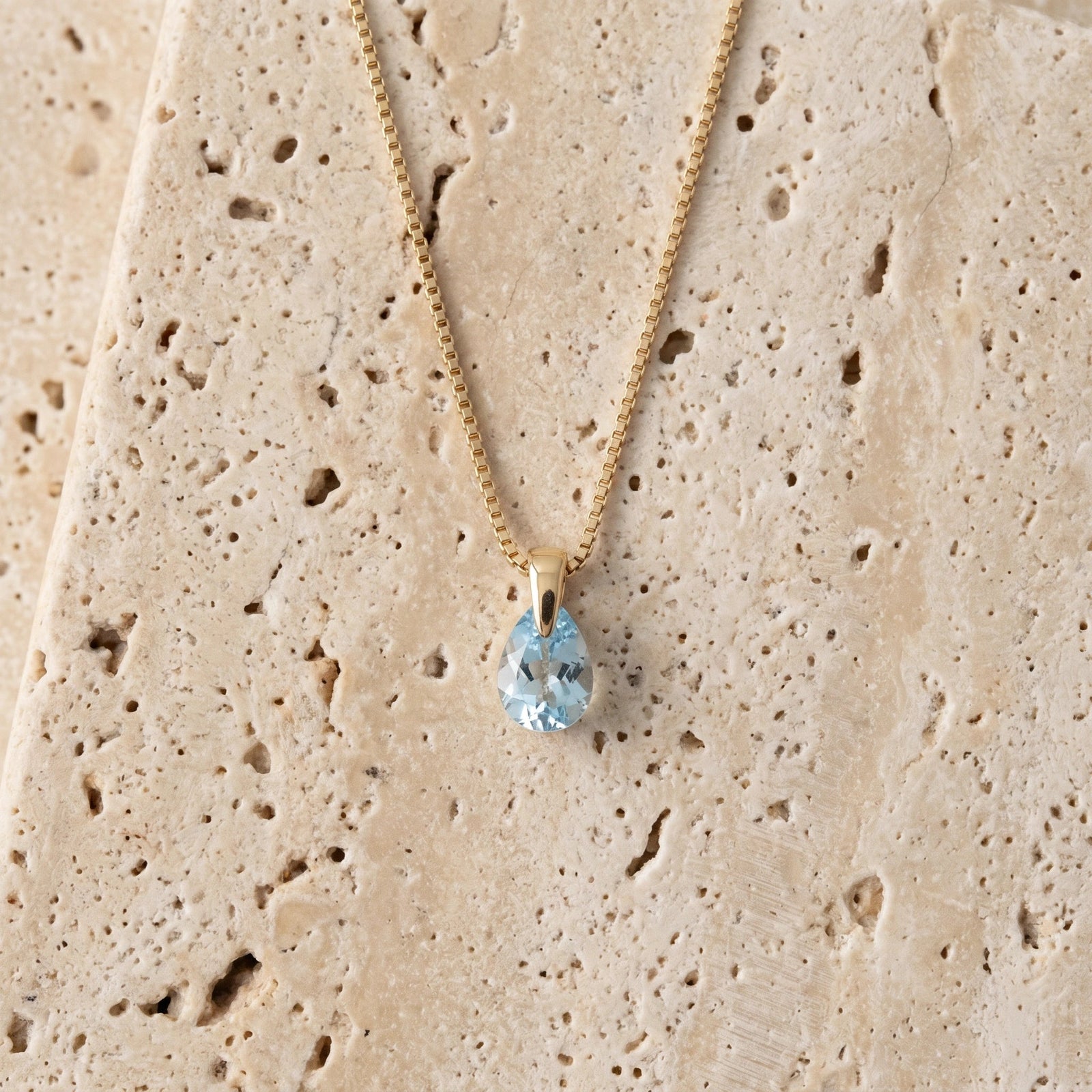 Yellow Gold Blue Topaz — Elettrina