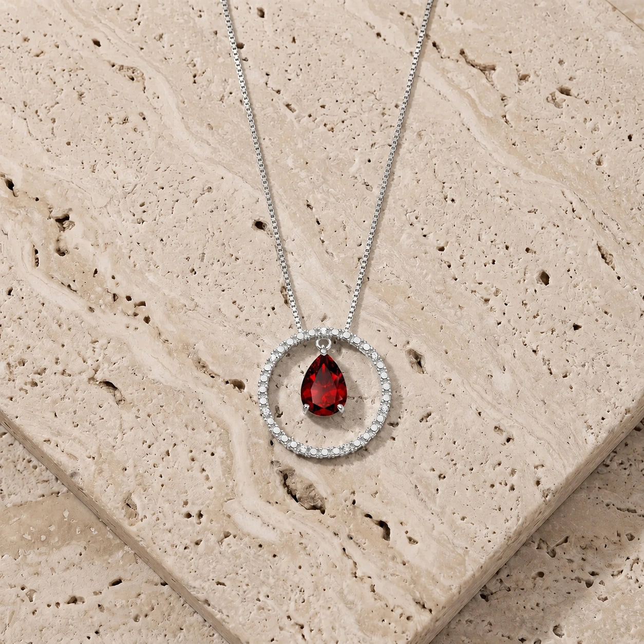 White Gold Garnet & Diamond — Arnalda