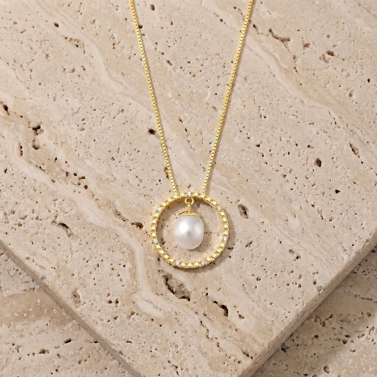 Yellow Gold Pearl & Diamond — Arnalda