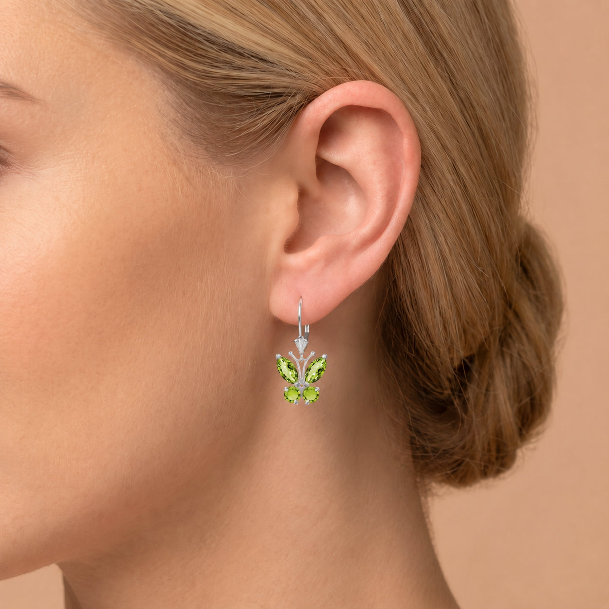 White Gold Aura Earrings Peridot 10K — Luciana