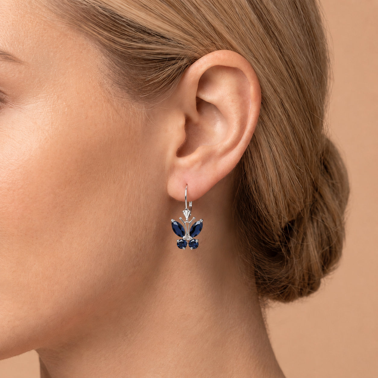 White Gold Aura Earrings Sapphire 10K — Luciana