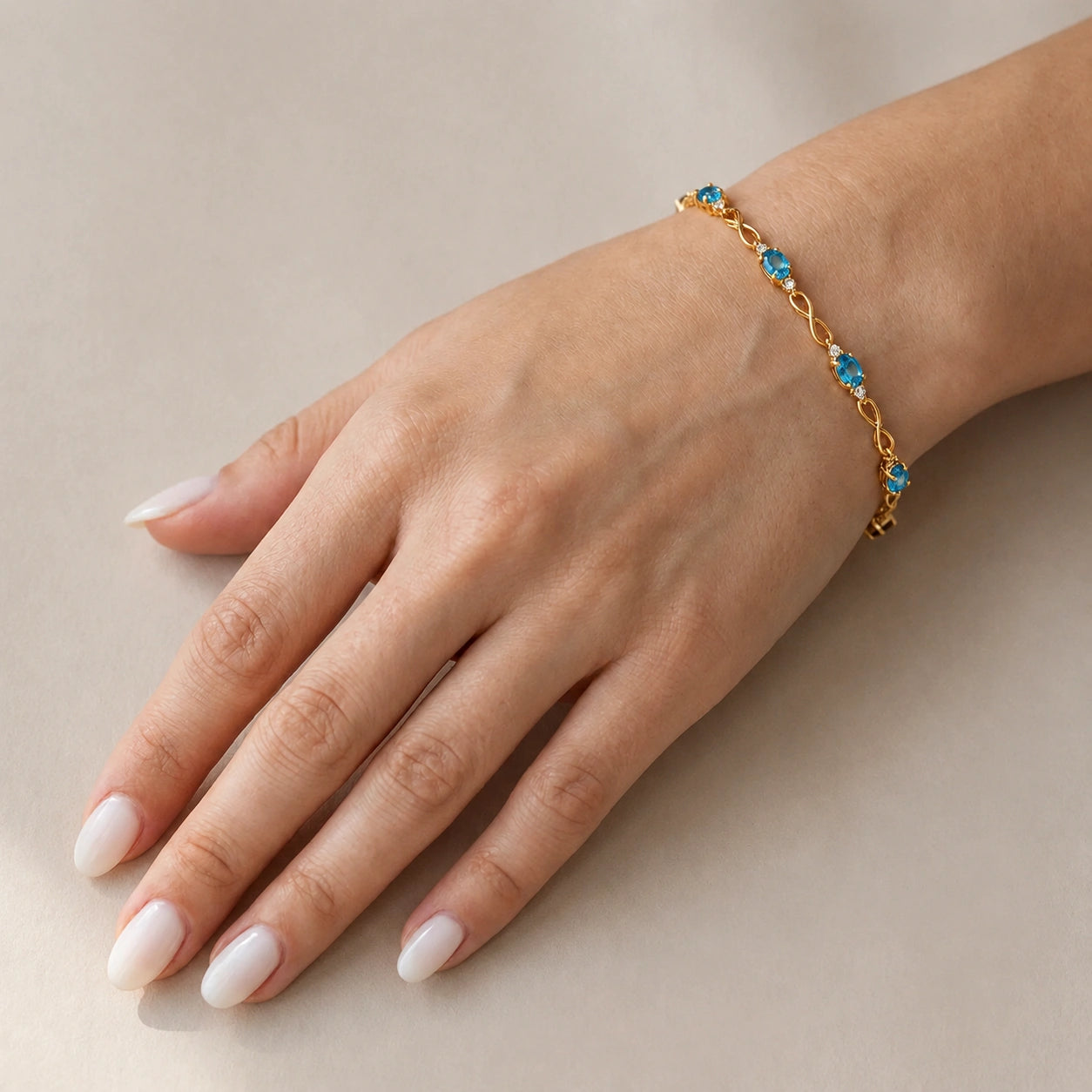 Yellow Gold Diamond & Blue Topaz — Mariagreta