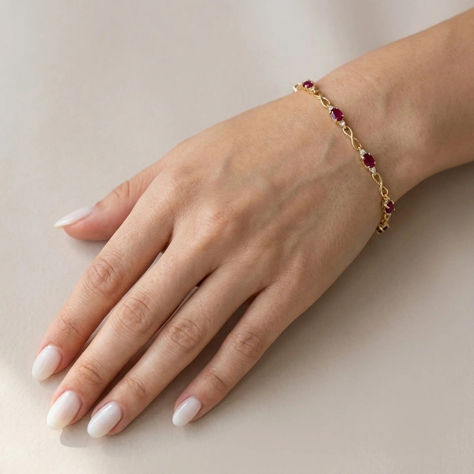 Yellow Gold Diamond & Ruby — Mariagreta