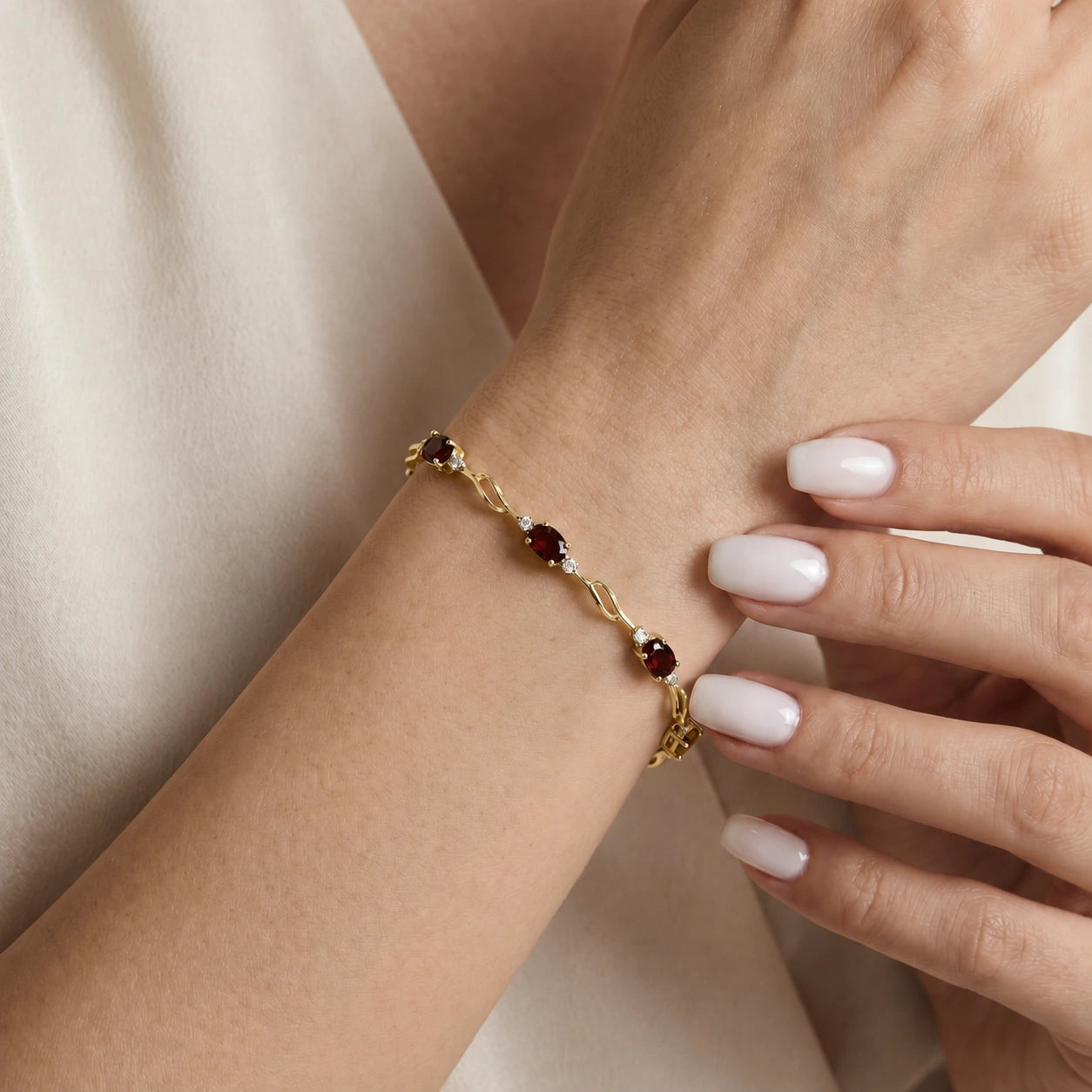 Yellow Gold Diamond & Garnet — Mariaida