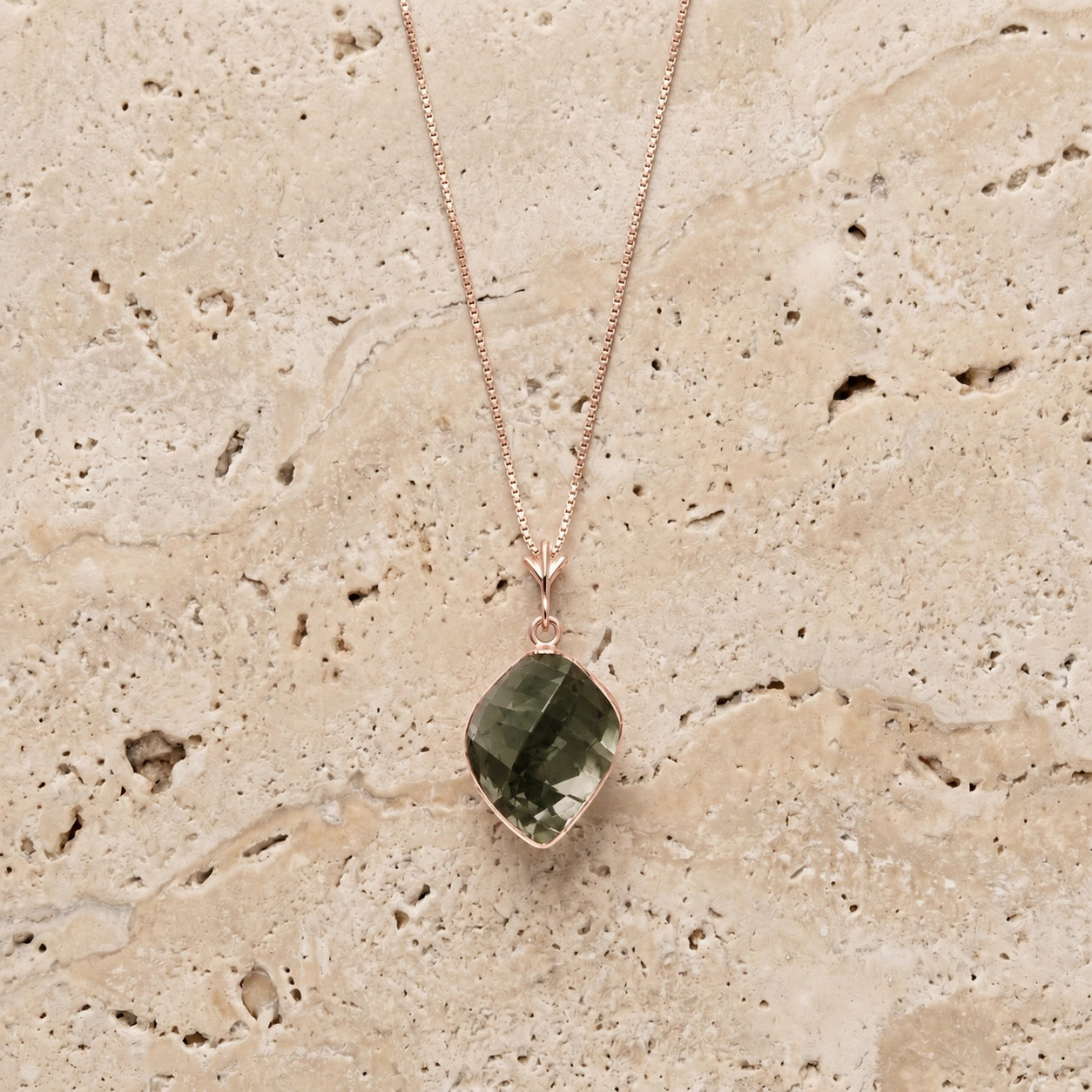 Rose Gold Pendant Necklace Blue Topaz 10K — Malvina