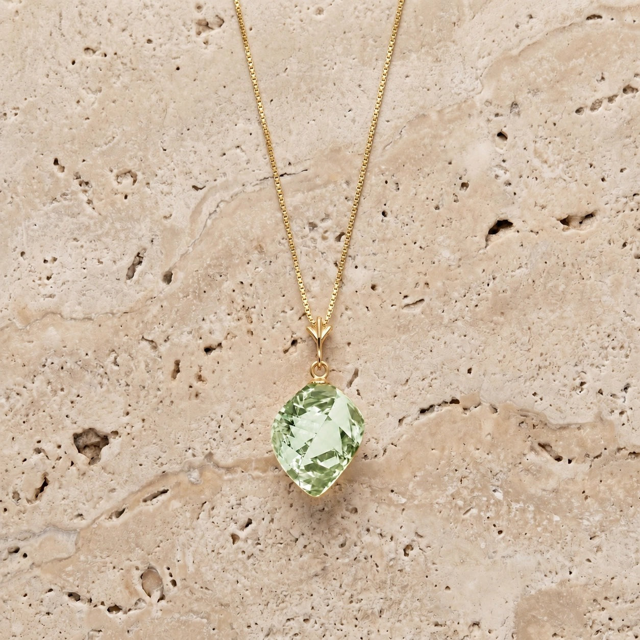 Yellow Gold Pendant Necklace Citrine 10K — Malvina