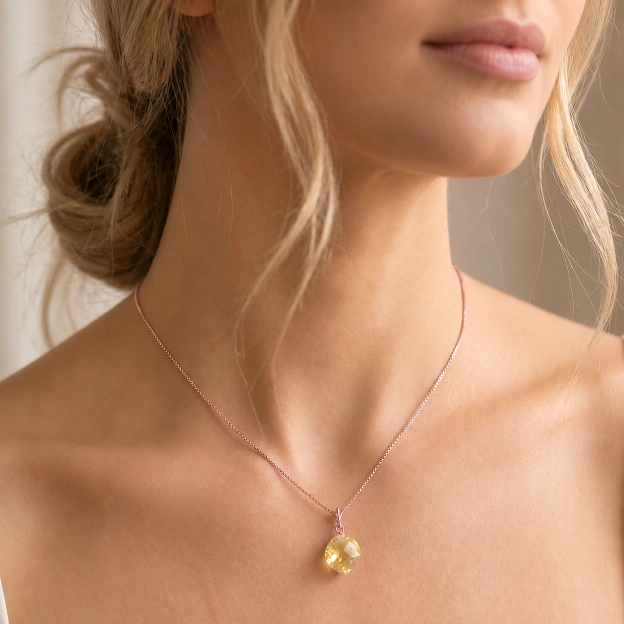 Rose Gold Pendant Necklace Spinel 10K — Malvina
