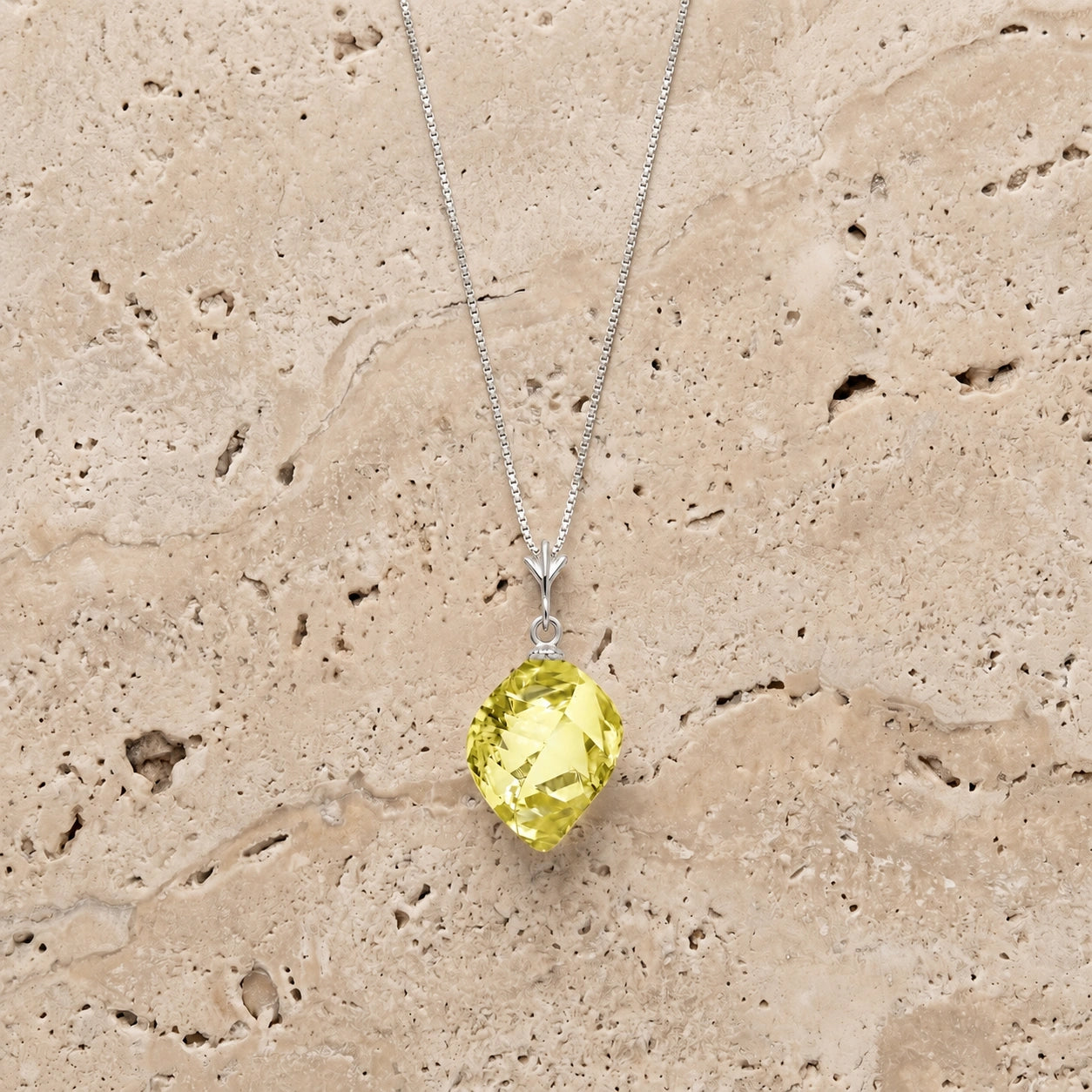 White Gold Pendant Necklace Spinel 10K — Malvina