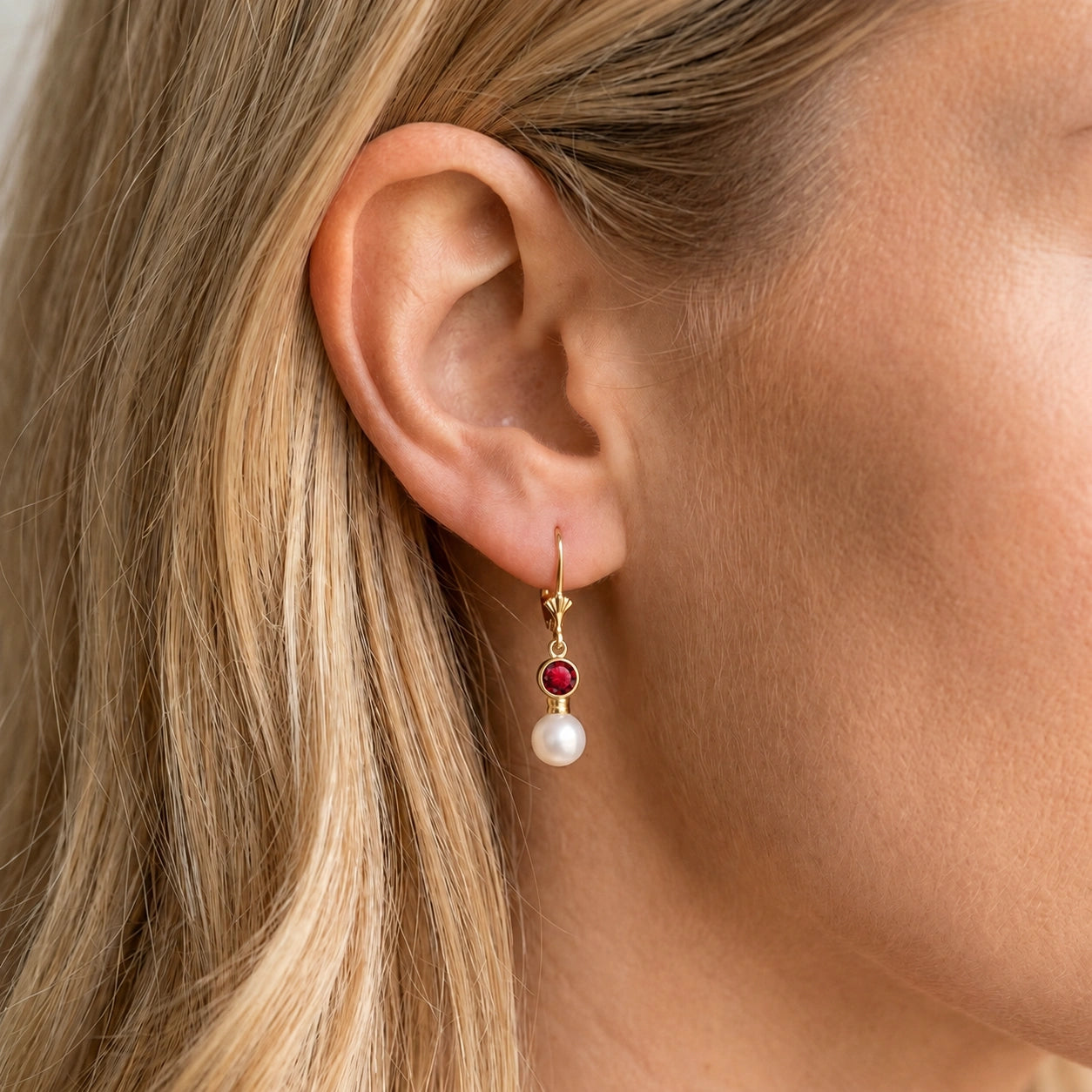 Yellow Gold Aura Earrings Ruby 10K — Alma
