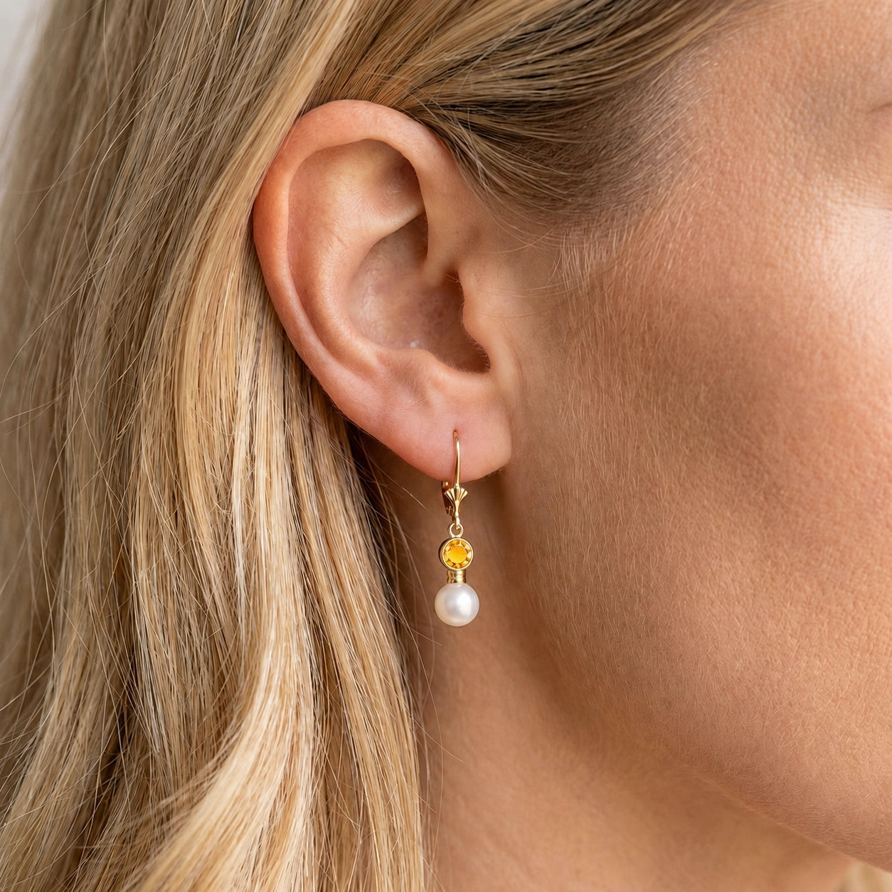 Yellow Gold Aura Earrings Citrine 10K — Alma