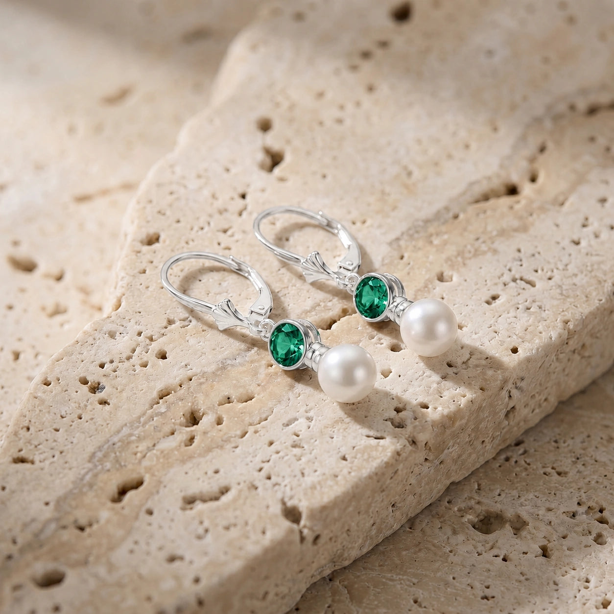 White Gold Aura Earrings Emerald 10K — Alma