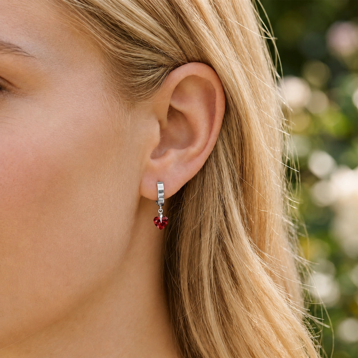 White Gold Bloom Earrings Garnet 10K — Enrica