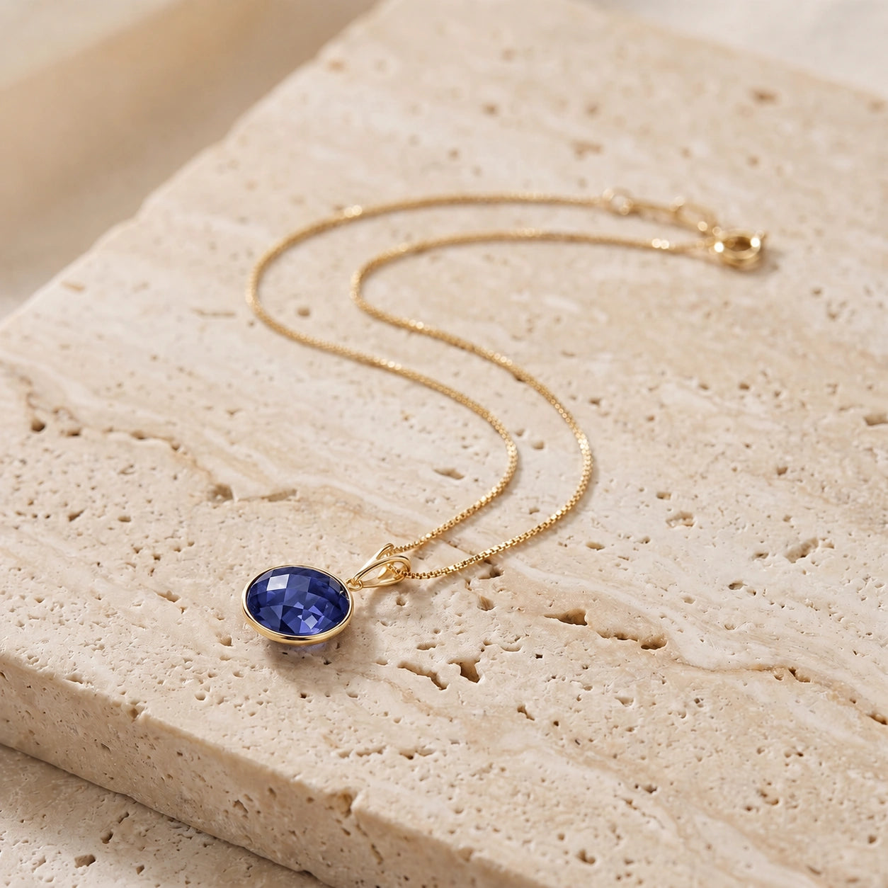 Yellow Gold Pendant Necklace Sapphire 10K — Cherubina