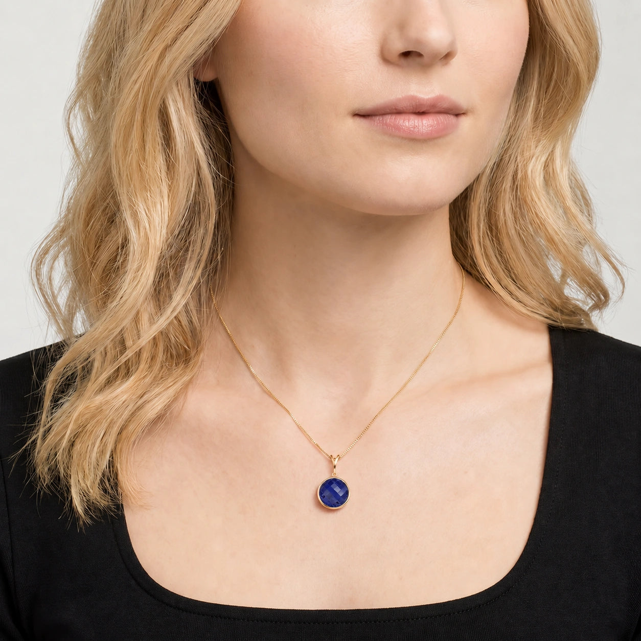 Yellow Gold Pendant Necklace Sapphire 10K — Cherubina