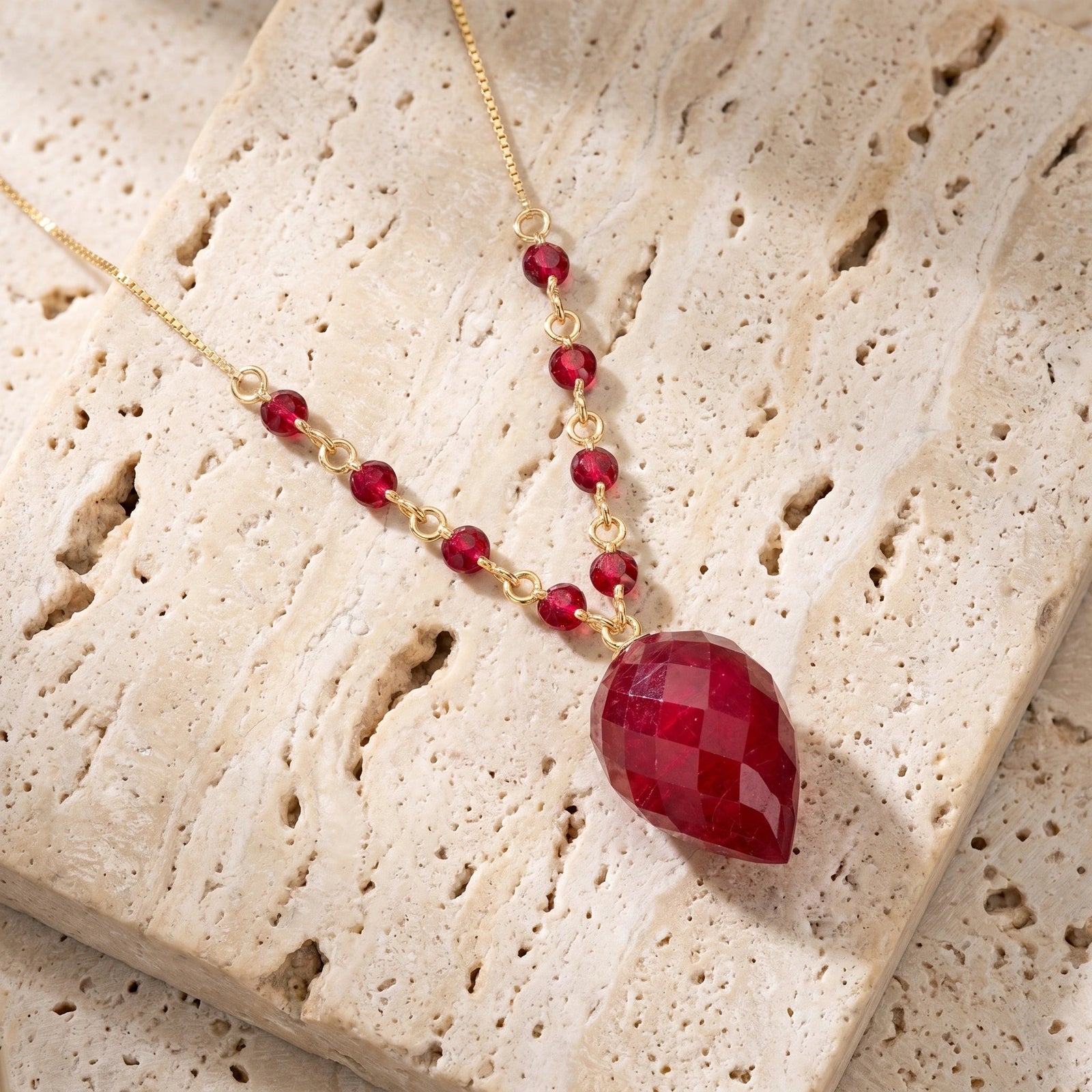 Yellow Gold Pendant Necklace Ruby 10K — Aurora