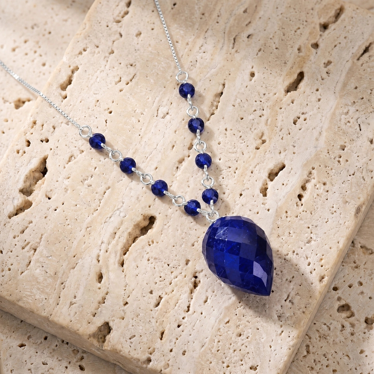 White Gold Pendant Necklace Sapphire 10K — Aurora