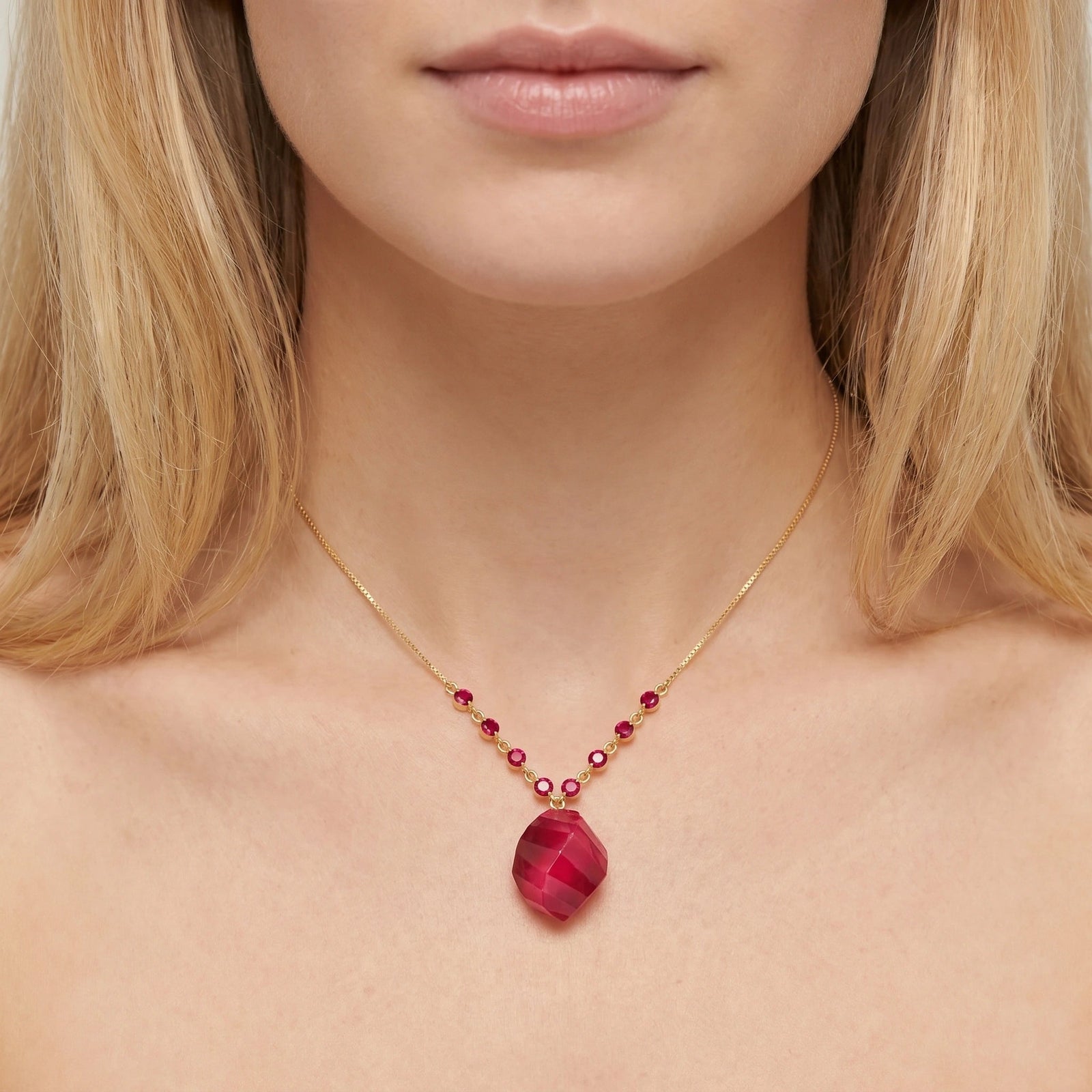 Yellow Gold Reverie Pendant Necklace Ruby 10K — Novella