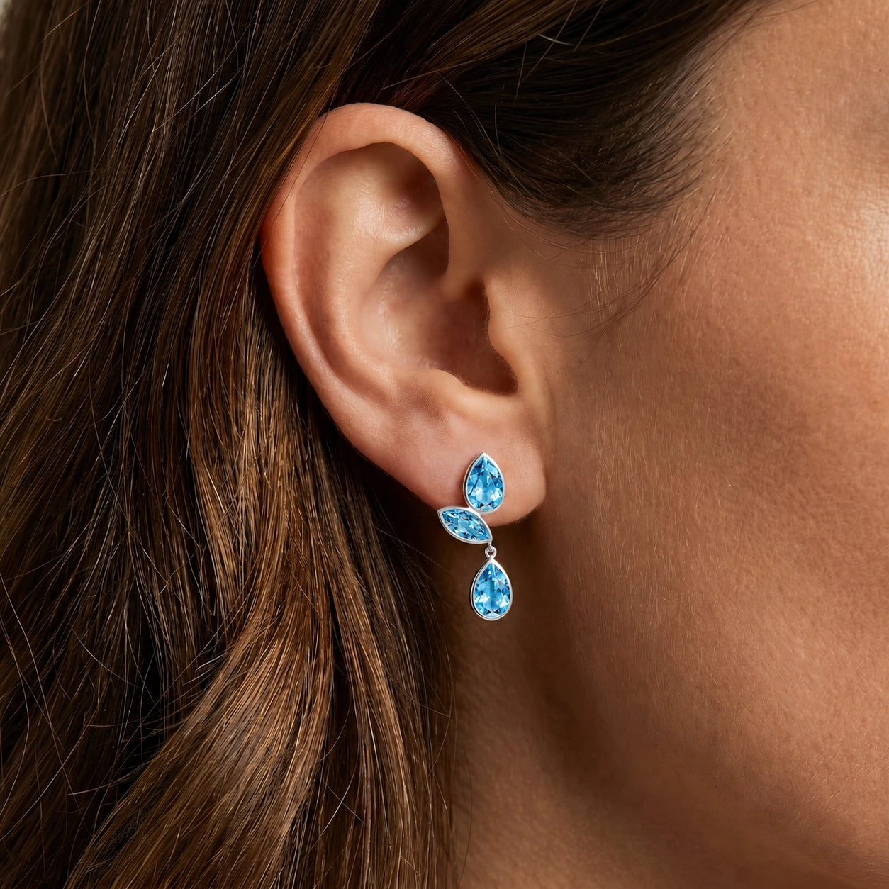 White Gold Blue Topaz — Ermellina