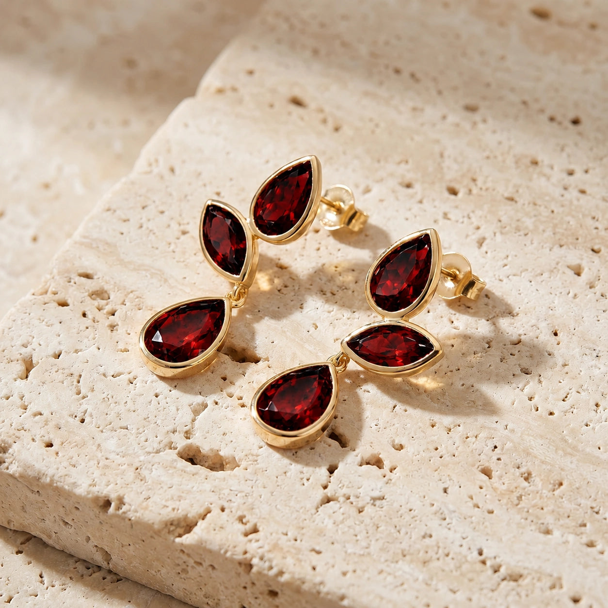 Yellow Gold Garnet — Ermellina