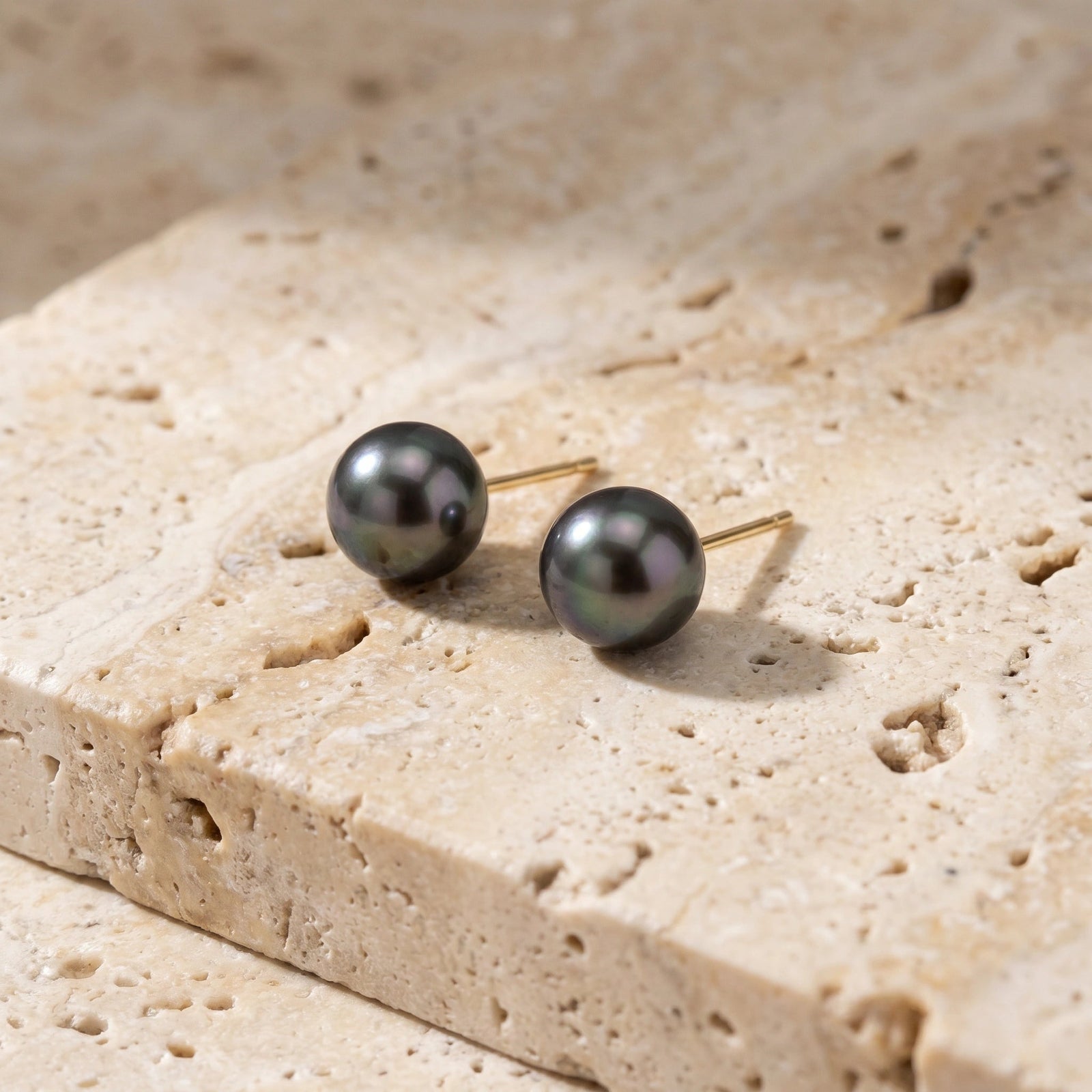 Yellow Gold Heritage Earrings Pearl 10K — Ermenegilda