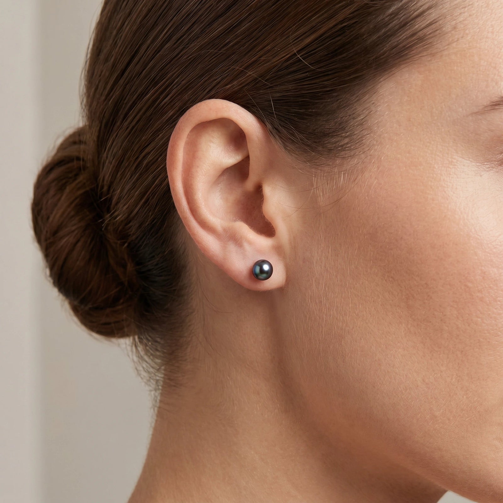 Yellow Gold Heritage Earrings Pearl 10K — Ermenegilda