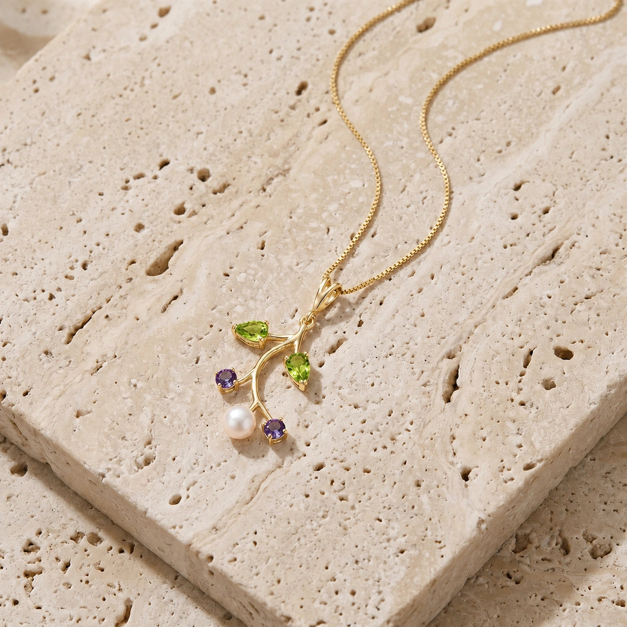 Yellow Gold Necklace Blue Topaz 10K — Nadia