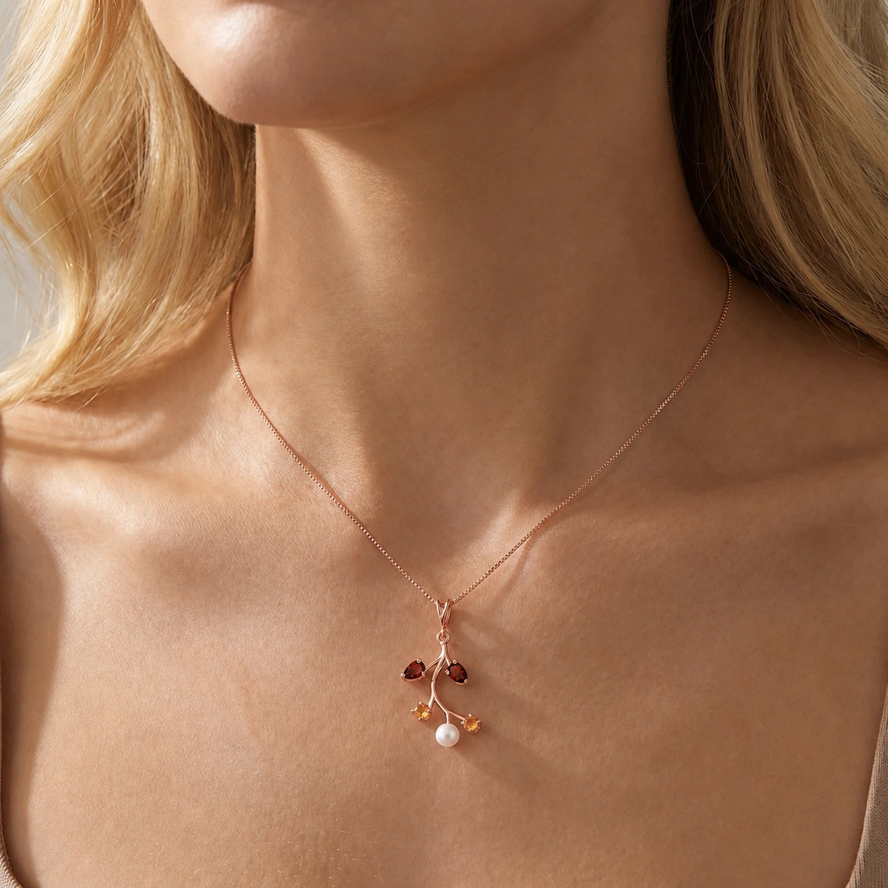 Rose Gold Necklace Peridot 10K — Nadia